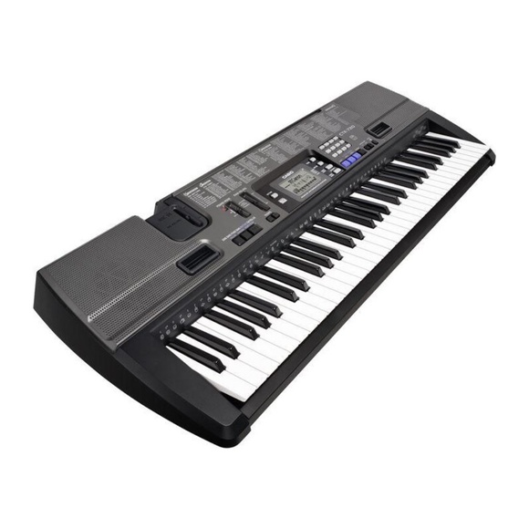 CASIO CTK-720 Electronic Keyboard (61 Keys with Stand, like NEW)